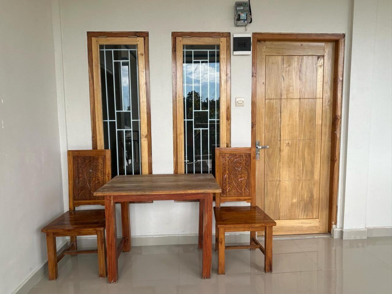Four-G Home Stay & Komodo Tour Labuan Bajo Exterior foto